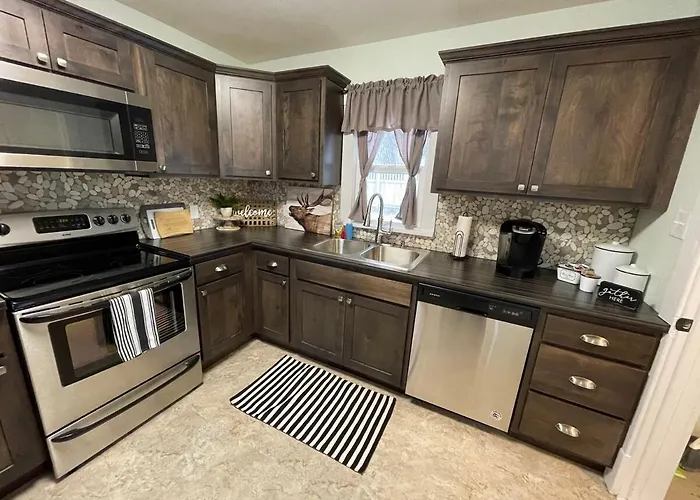 Downtown Casper- Big Tree- Wyoming Medical Center Holiday home *